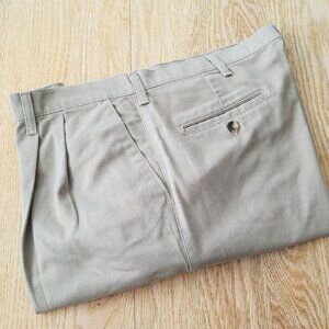 Timber Creek by Wrangler Pants Men’s Size 38x30 Beige Pleated Front - EUC